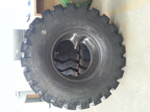 Xcmg Lw160kv Wheel Loader Spare Part Tire – Hitop Machinery